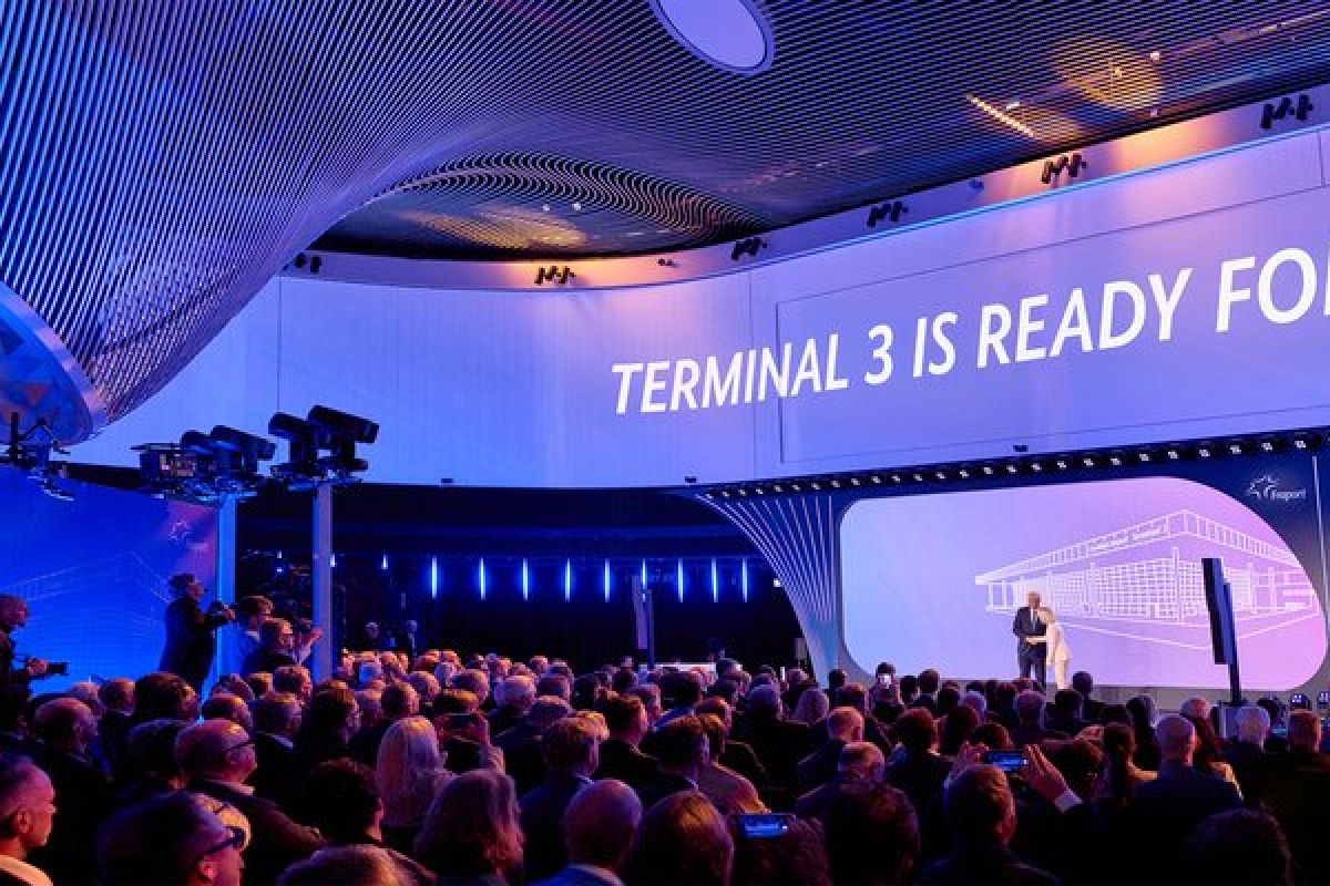 Terminal 3 Opening